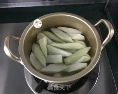 Make Shrimp melon soup step 3
