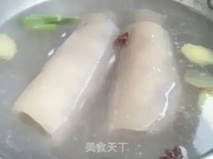 Make Roasted pig rolls step 2