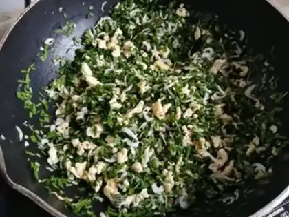 Make Shrimp pickles, egg dumplings step 5