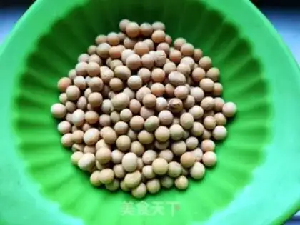 Make Red dates, soybeans step 0