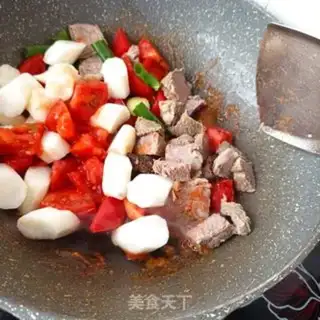Make Onion fried goose eggs step 1