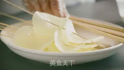 Make Night market with hot potatoes step 5