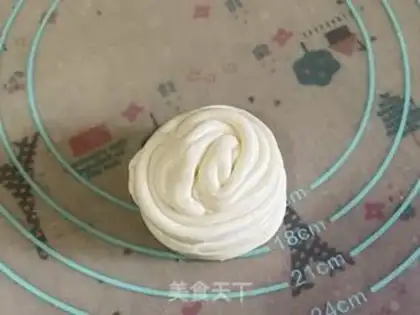 Make Hand grab cake step 9