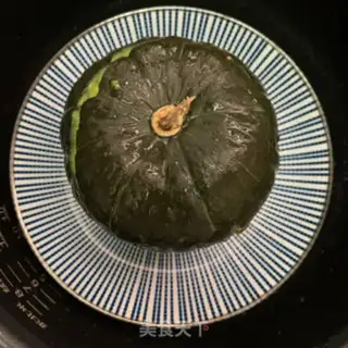 Make Pumpkin steamed eggs step 4