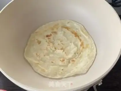 Make Hand grab cake step 11