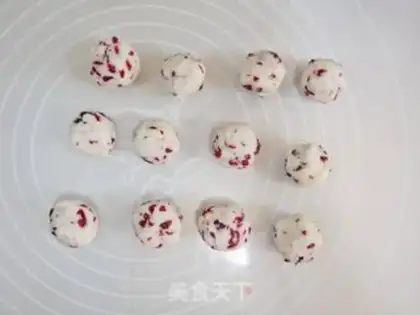 Make ♪ The pox cranberry coconut ball ♪ step 6