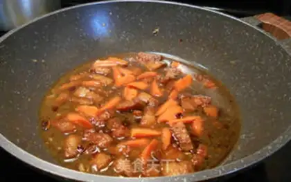 Make Red-burned potatoes and flowers step 11