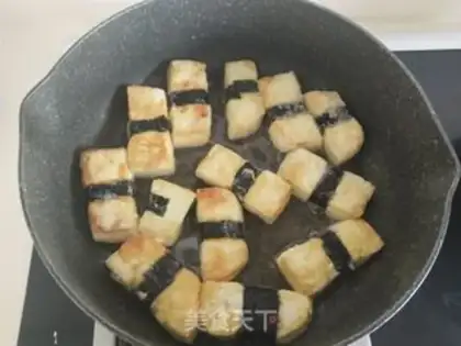 Make Burning seaweed tofu step 5