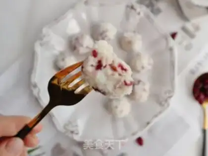 Make ♪ The pox cranberry coconut ball ♪ step 10