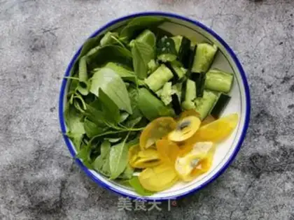 Make A mustard cucumber mixed with eggs step 7