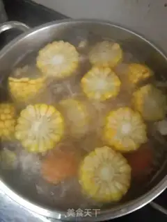 Make Tastes of cornbone, carrots, bouquet soup step 5