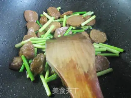 Make Garlic beef balls step 7