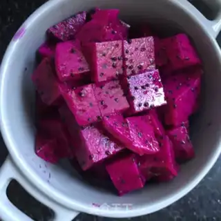 Make Flamingo oatmeal bowl step 6