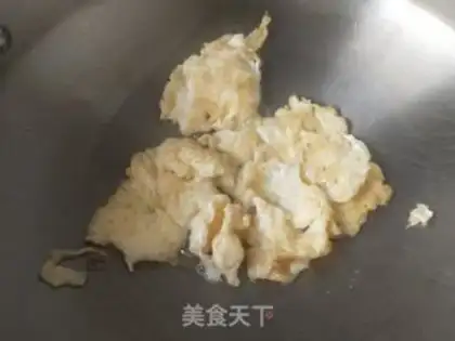 Make Tomato fried eggs step 3