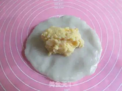 Make Yellow pastry step 10