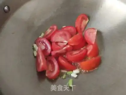 Make Tomato fried eggs step 6