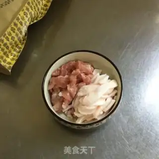 Make Slipped mushrooms and fried meat step 1