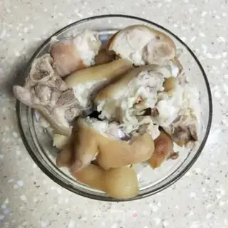 Make Spicy roasted pig hoof step 2