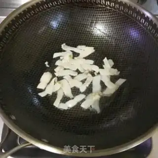 Make Slipped mushrooms and fried meat step 3