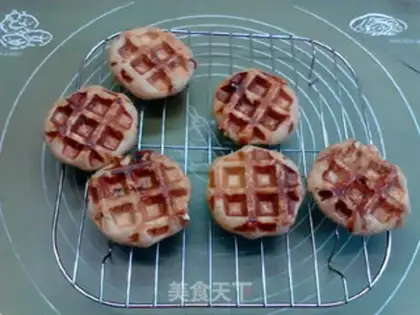 Make Rose cheese with tummy waffles step 12