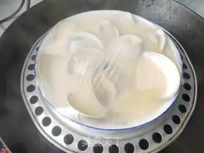 Make Slurping eggs step 8
