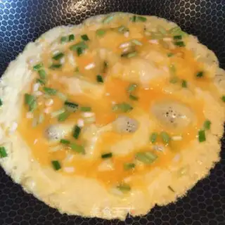 Make Eggballs, gin and mushroom soup step 5