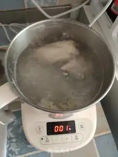 Make Spicy chicken silk step 0