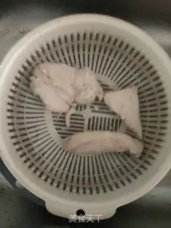 Make Spicy chicken silk step 1