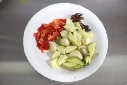 Make Red-hot yellowfish step 1