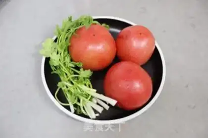 Make Tomato salsa soup step 1