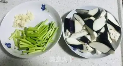 Make Forbidge cheese and garlic step 1