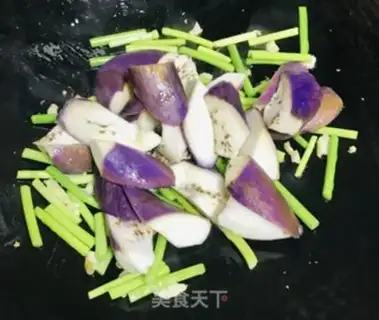 Make Forbidge cheese and garlic step 6