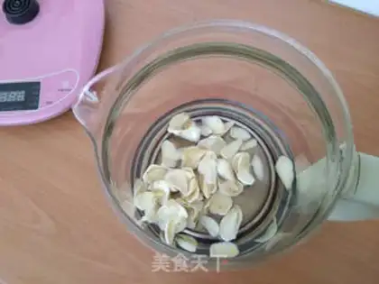 Make Lily cake step 2