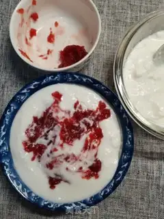 Make Strawberry apple sauce, yogurt step 2