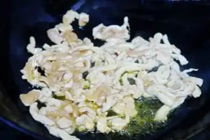 Make Chicken chest, white mushroom step 4