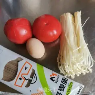 Make Tomato egg noodles step 0