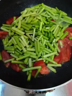 Make Tomato and garlic step 2