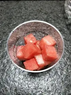 Make Watermelon red soya milk cups step 1