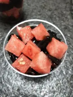 Make Watermelon red soya milk cups step 4