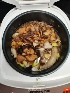 Make The fungus bone soup step 2