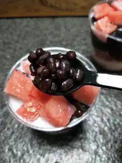 Make Watermelon red soya milk cups step 6