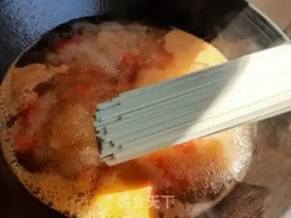 Make Tomato noodle soup step 5