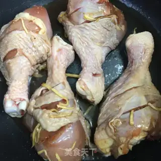 Make Chicken leg with sauce step 2