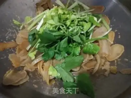 Make Celery with potatoes step 7