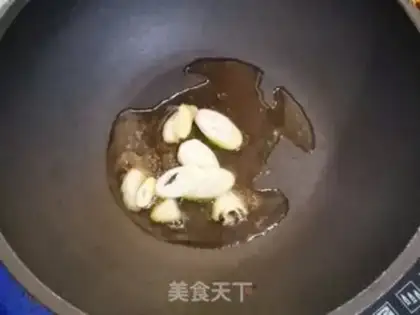 Make Jell-O fish step 3