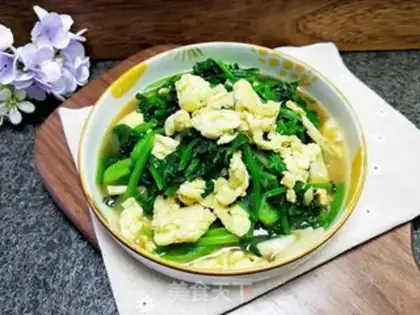 Make Spinach fried eggs step 11