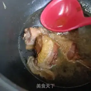 Make Chicken leg salad with broccoli step 0