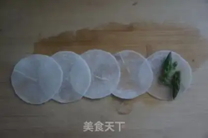 Make White roses step 6