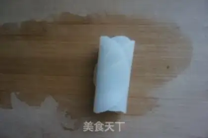 Make White roses step 7