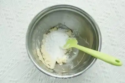 Make Chocolate ring cookies step 1
